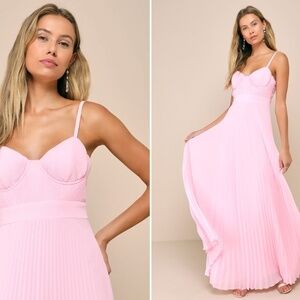 LULU's Prom Wedding Bridesmaid Sexy Pleated Bustier Romantic Flowy Maxi Dress